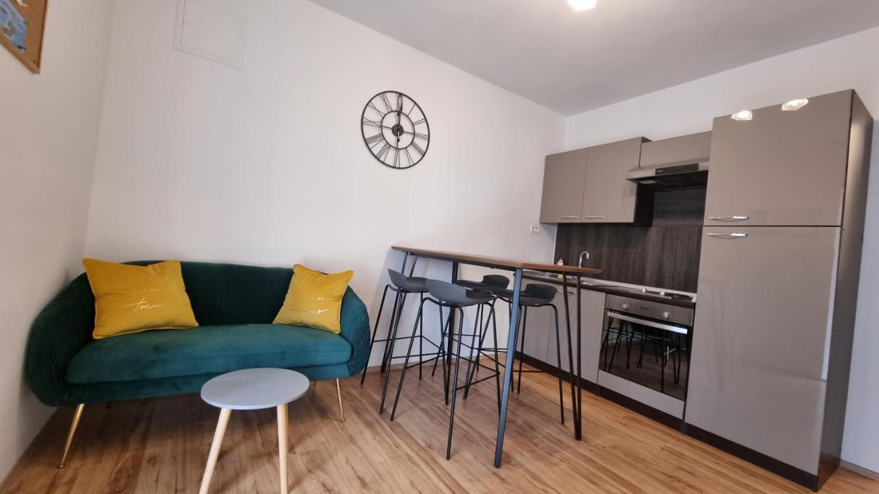 Holiday Home Gabi Рогозница Экстерьер фото