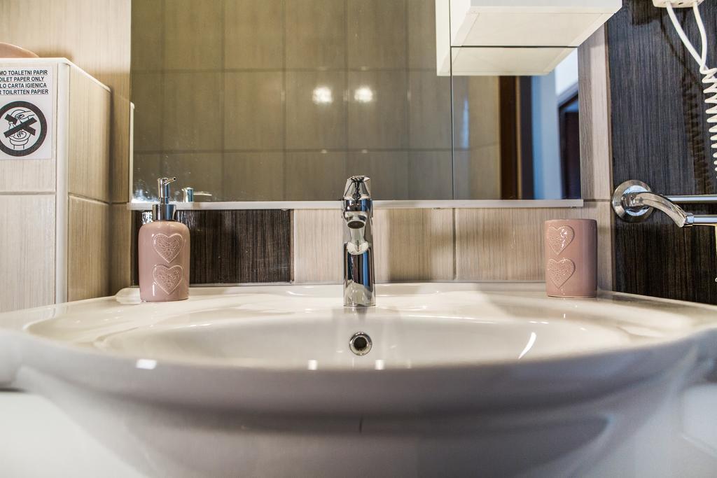 Holiday Home Gabi Рогозница Экстерьер фото